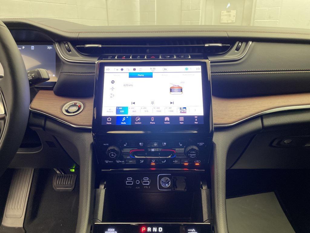 new 2025 Jeep Grand Cherokee car, priced at $53,056