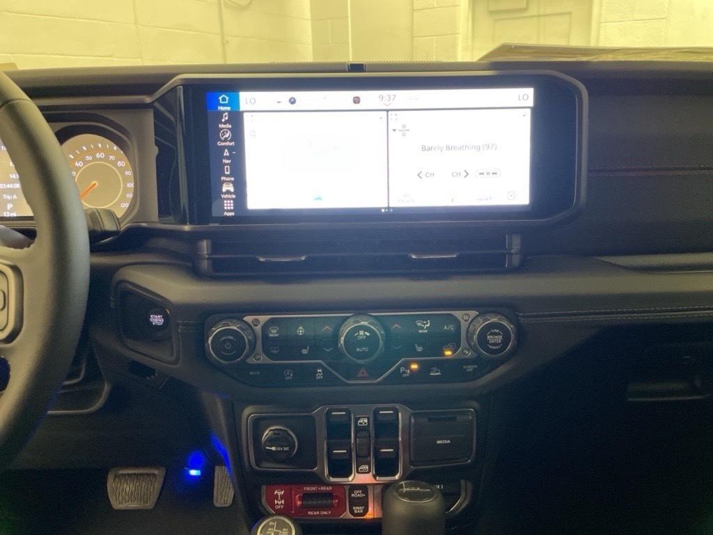 new 2026 Jeep Gladiator car, priced at $56,798