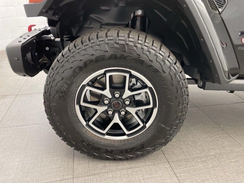 new 2026 Jeep Gladiator car, priced at $58,697