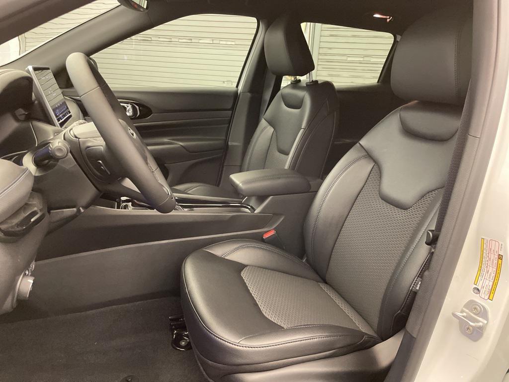 new 2026 Jeep Compass car, priced at $27,489