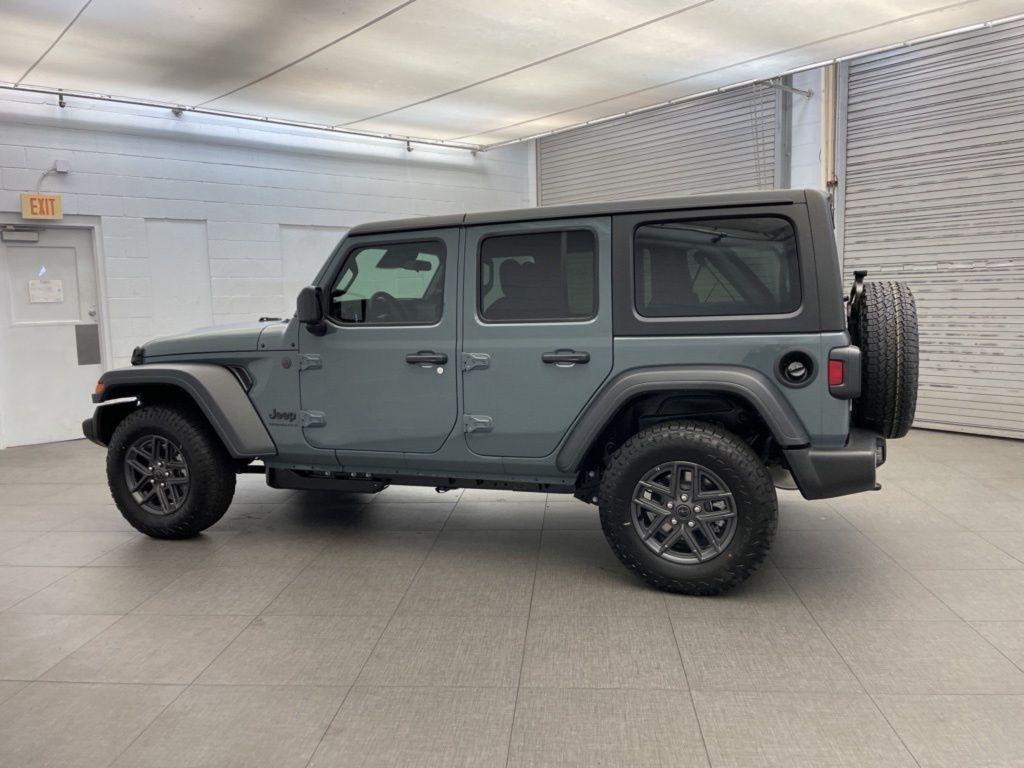 new 2026 Jeep Wrangler car, priced at $45,214