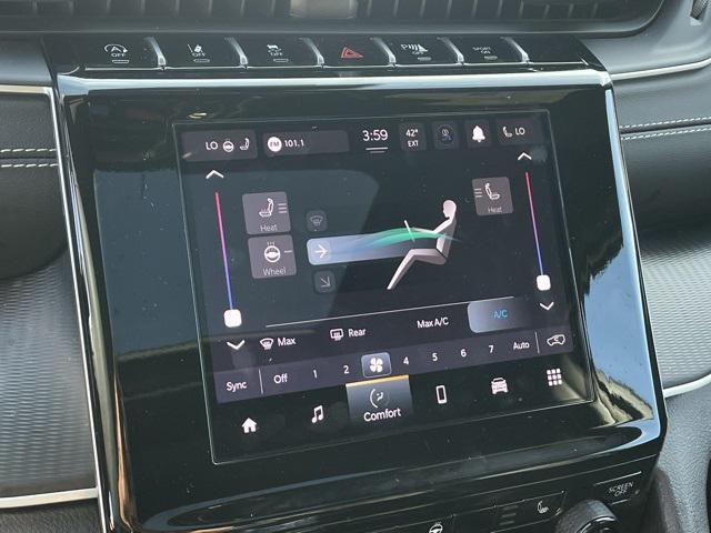 used 2025 Jeep Grand Cherokee car, priced at $34,573