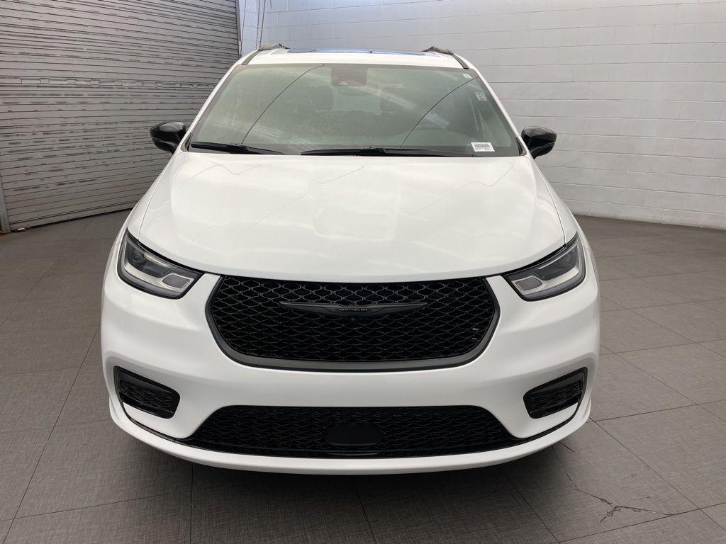 new 2026 Chrysler Pacifica car, priced at $48,496