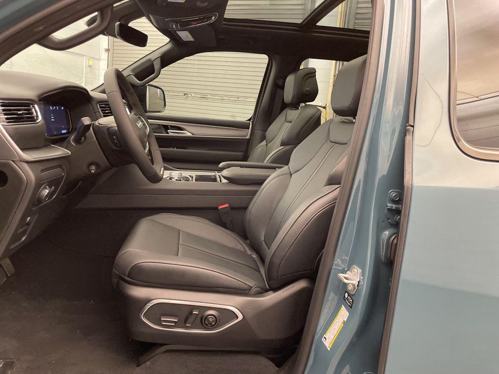 new 2026 Jeep Grand Wagoneer car, priced at $71,966
