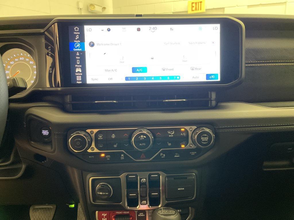 new 2025 Jeep Wrangler car, priced at $95,779