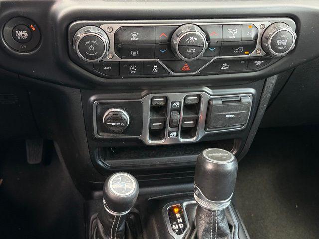 used 2022 Jeep Gladiator car, priced at $30,373