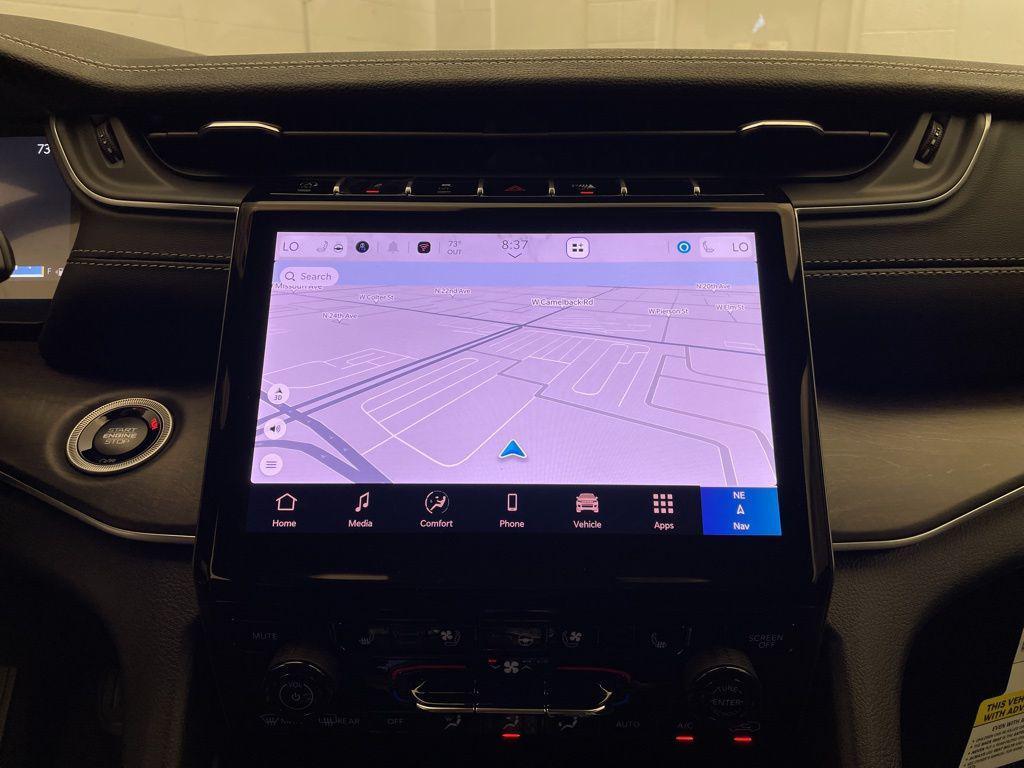 new 2025 Jeep Grand Cherokee car, priced at $48,144