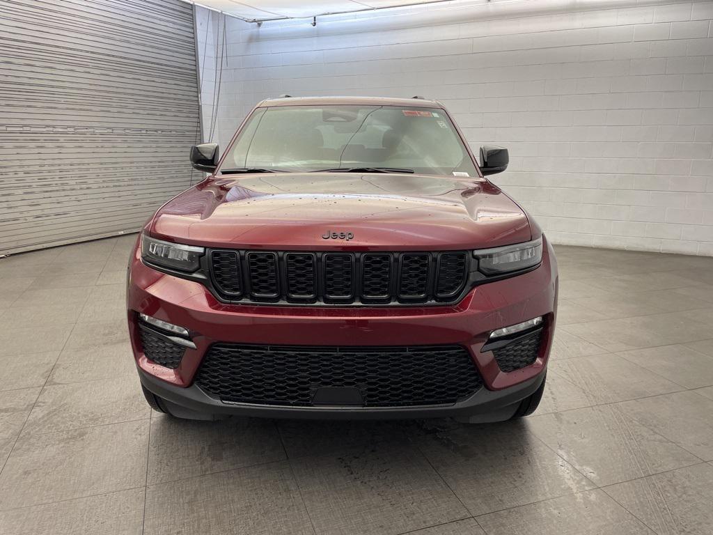 new 2025 Jeep Grand Cherokee car, priced at $43,595