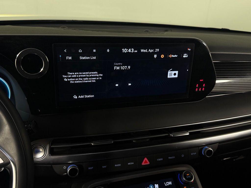 used 2025 Hyundai Palisade car, priced at $41,674