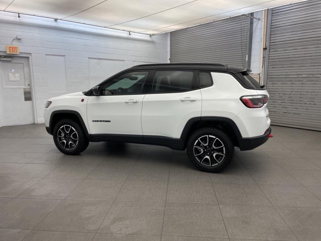 new 2026 Jeep Compass car, priced at $35,631
