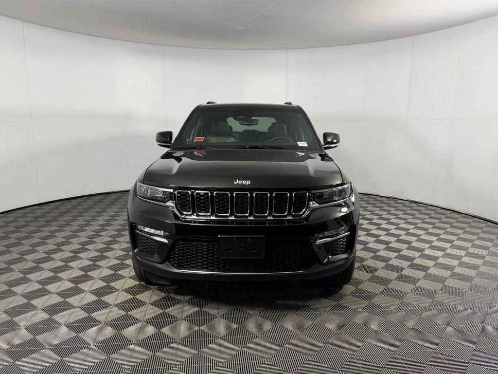 used 2024 Jeep Grand Cherokee car, priced at $34,673