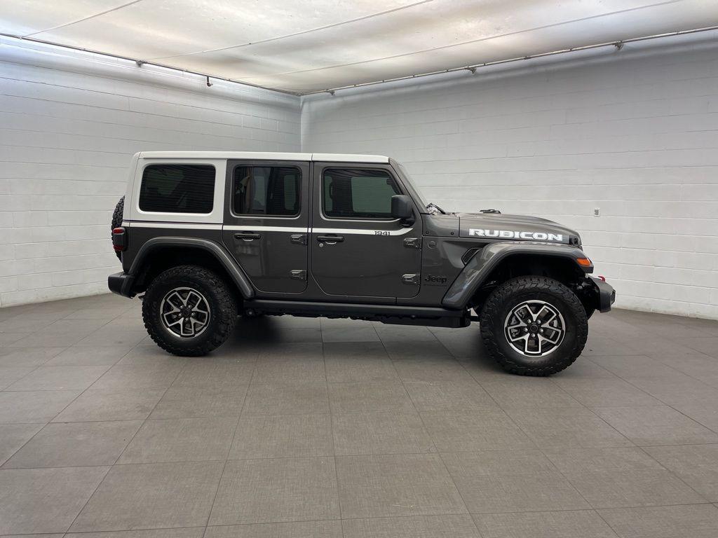 new 2026 Jeep Wrangler car, priced at $53,772