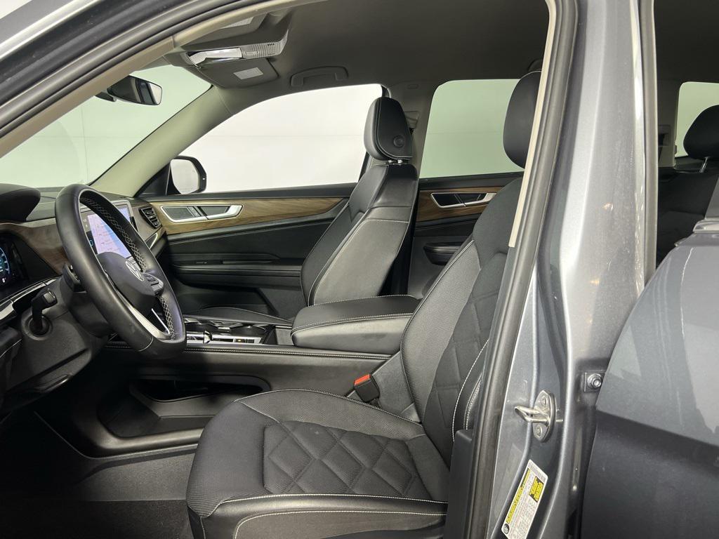 used 2025 Volkswagen Atlas car, priced at $31,273