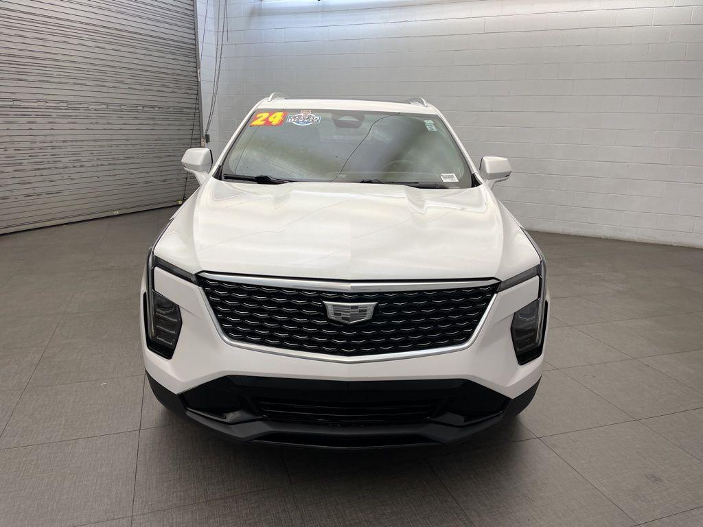 used 2024 Cadillac XT4 car, priced at $30,573
