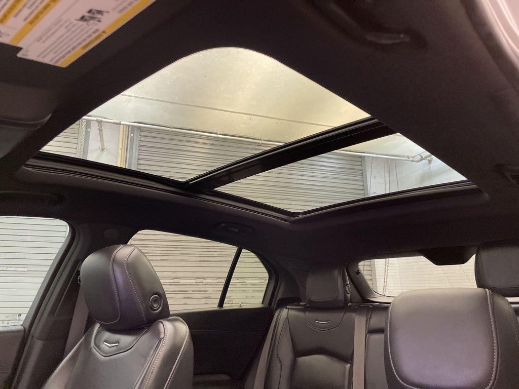 used 2024 Cadillac XT4 car, priced at $30,573