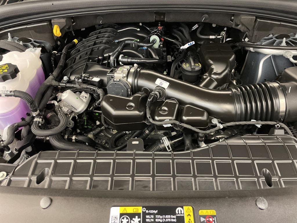 new 2025 Jeep Grand Cherokee car, priced at $45,562