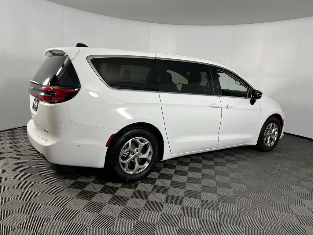 used 2024 Chrysler Pacifica car, priced at $36,973
