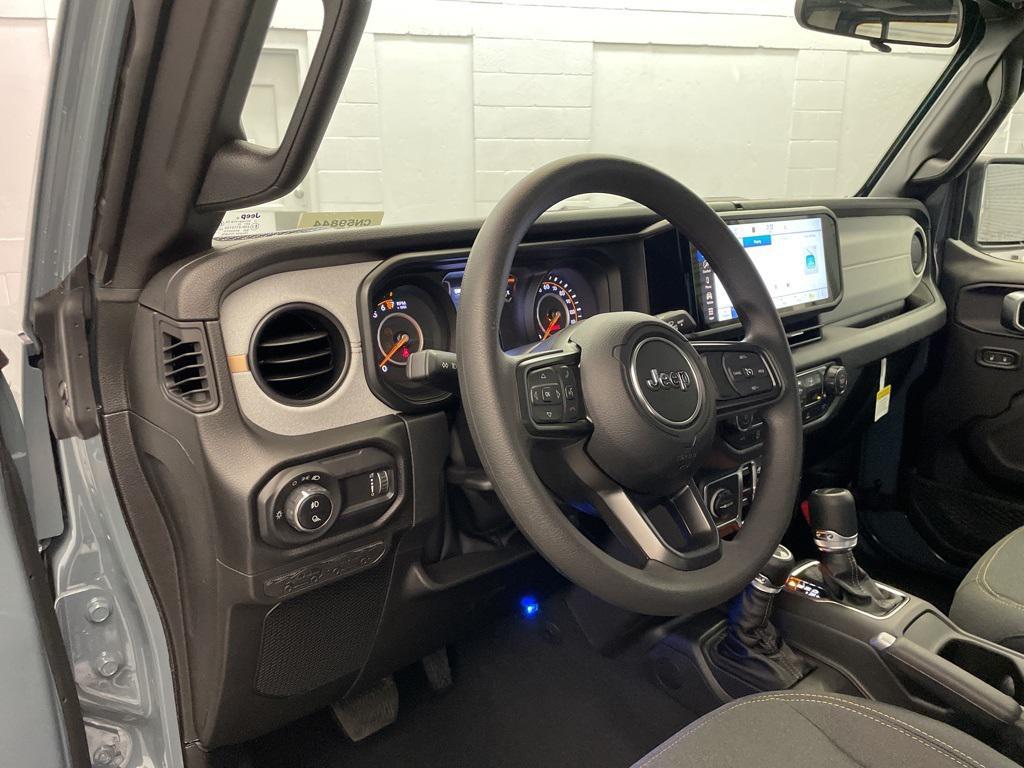 new 2026 Jeep Gladiator car, priced at $38,168