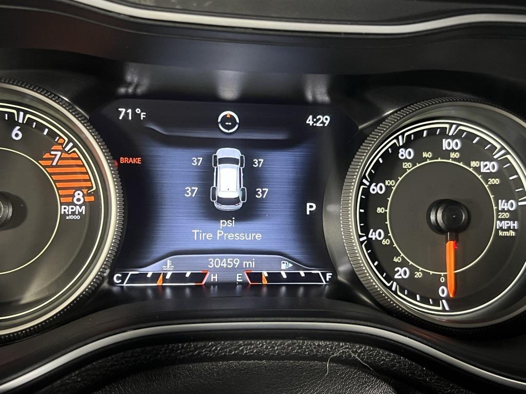 used 2022 Jeep Cherokee car, priced at $25,273