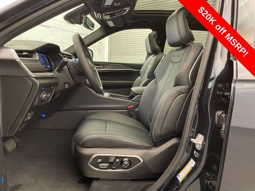 new 2025 Jeep Grand Cherokee 4xe car, priced at $58,655