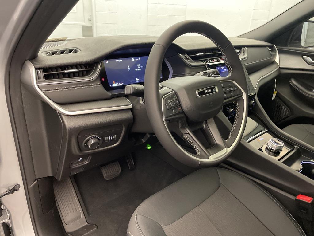 new 2025 Jeep Grand Cherokee L car, priced at $34,344