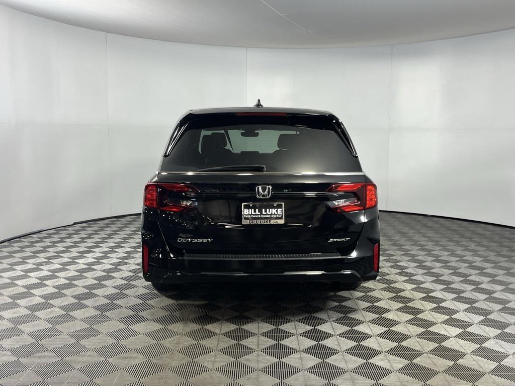 used 2025 Honda Odyssey car, priced at $38,673
