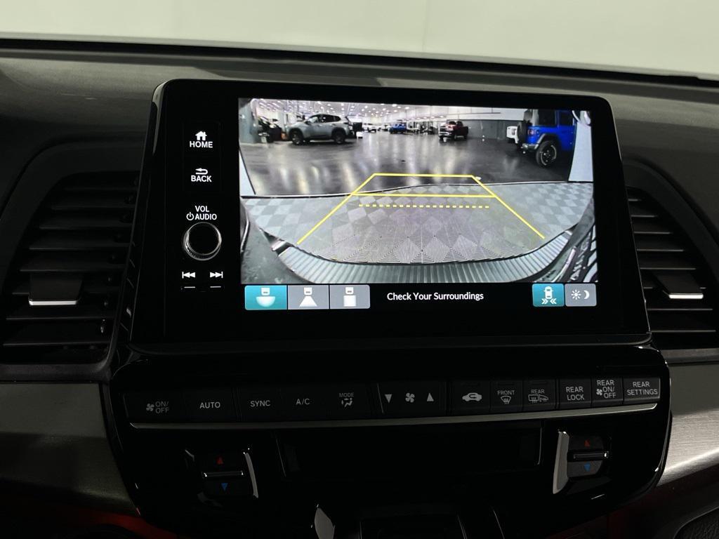 used 2025 Honda Odyssey car, priced at $38,673
