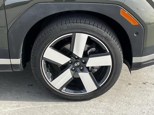 used 2025 Hyundai Santa Fe car, priced at $36,273