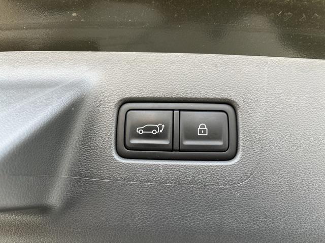 used 2025 Hyundai Santa Fe car, priced at $36,273