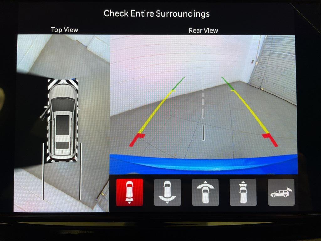 new 2026 Chrysler Pacifica car, priced at $41,451