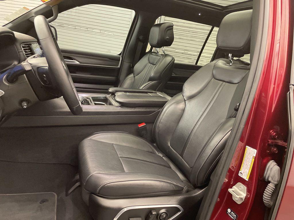 used 2023 Jeep Wagoneer car, priced at $49,573