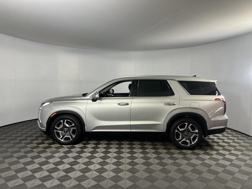 used 2025 Hyundai Palisade car, priced at $37,673