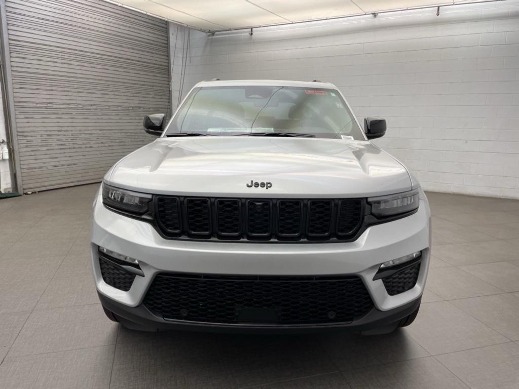 new 2025 Jeep Grand Cherokee car, priced at $46,987
