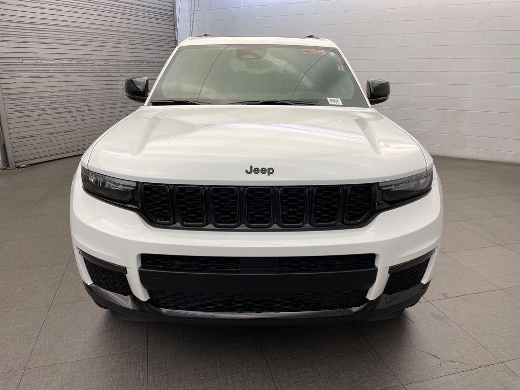 new 2025 Jeep Grand Cherokee L car, priced at $46,779