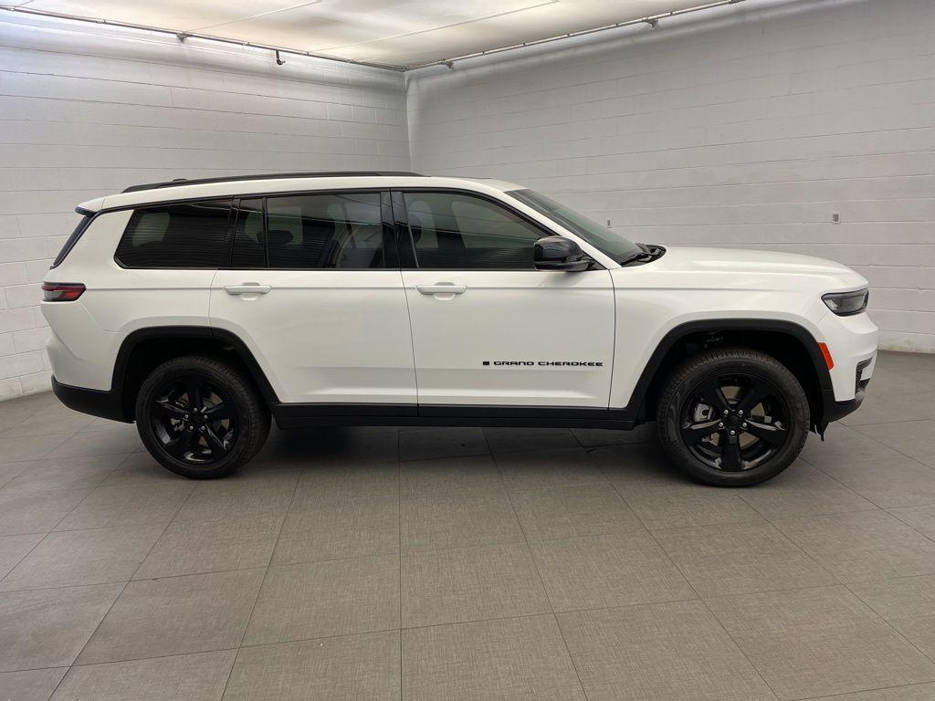 new 2025 Jeep Grand Cherokee L car, priced at $46,779
