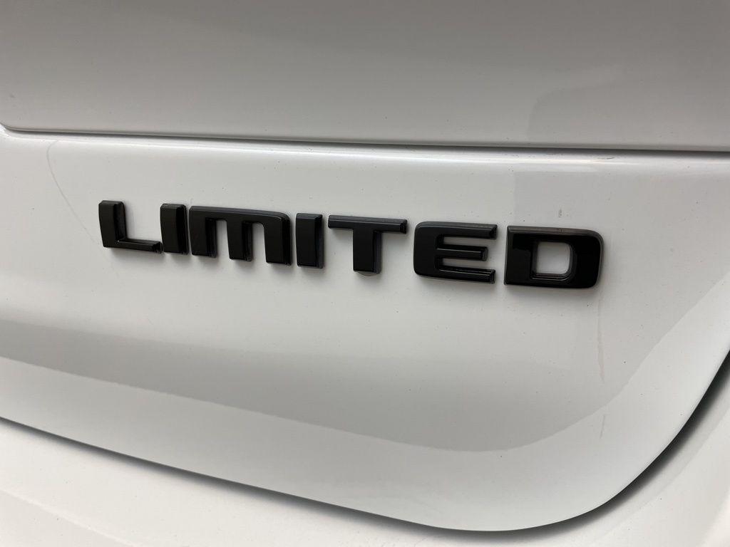 new 2025 Jeep Grand Cherokee L car, priced at $46,779