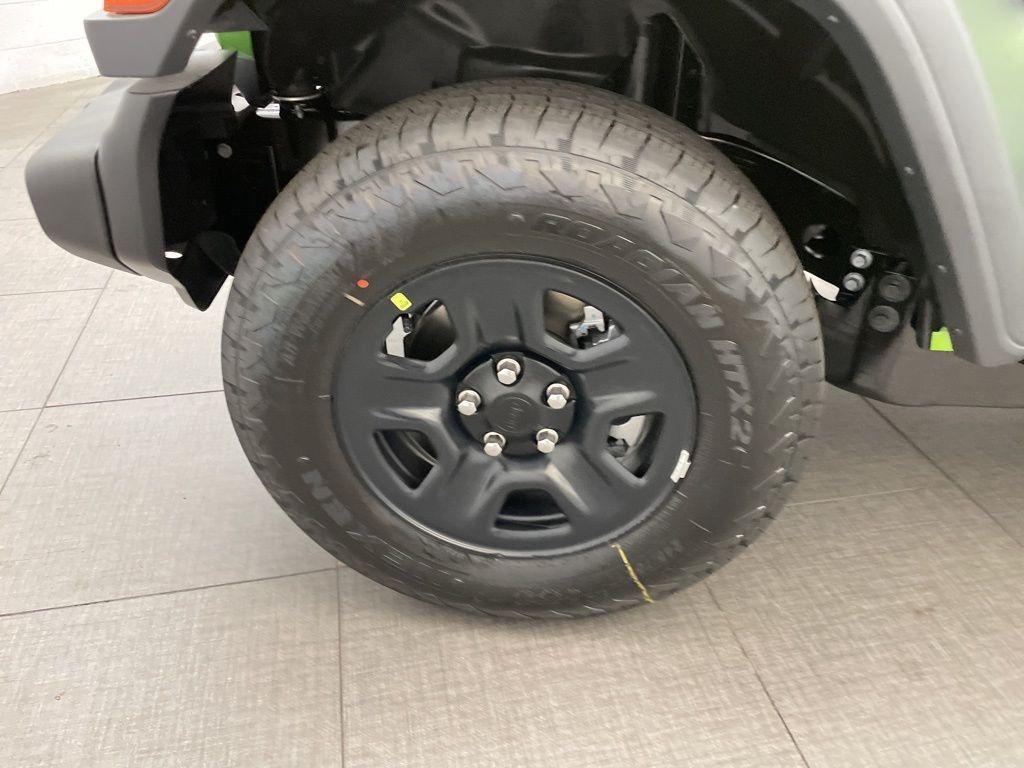 new 2026 Jeep Wrangler car, priced at $36,708