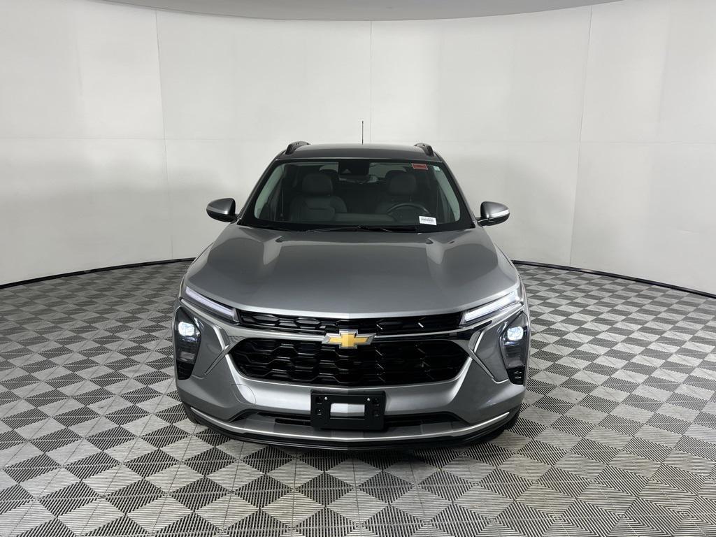 used 2025 Chevrolet Trax car, priced at $18,973