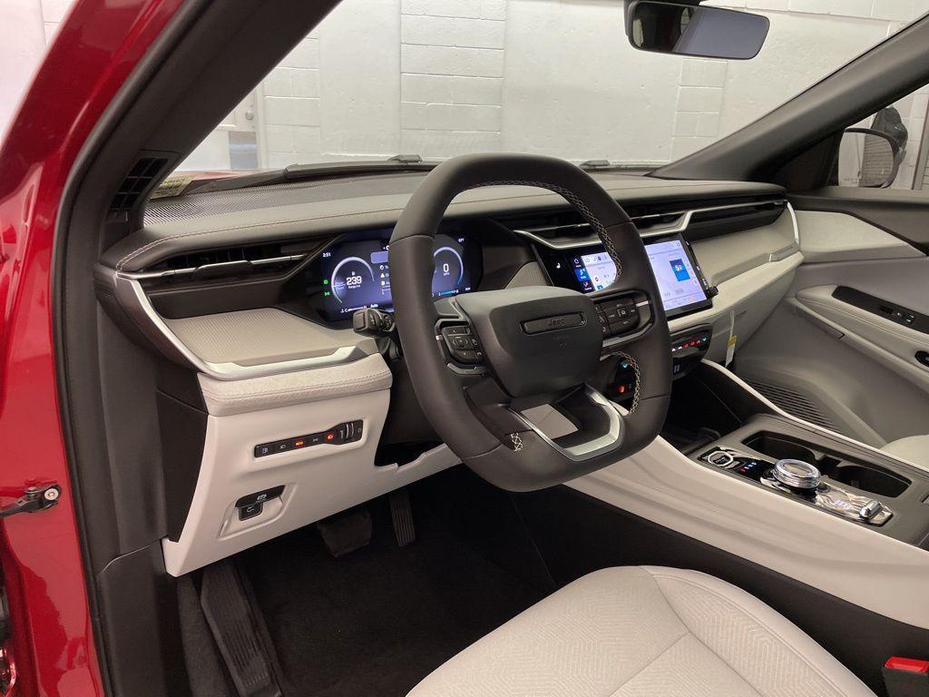 new 2026 Jeep Cherokee car, priced at $33,489