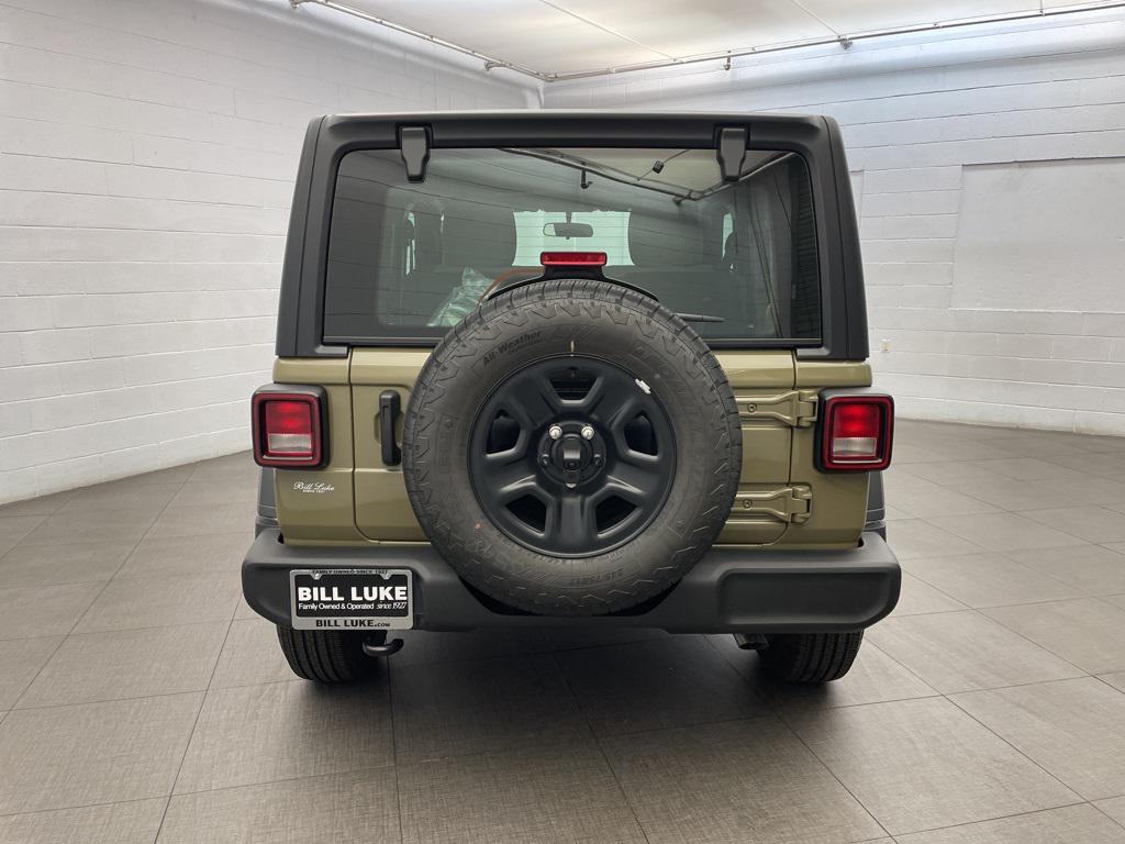 new 2025 Jeep Wrangler car, priced at $32,228