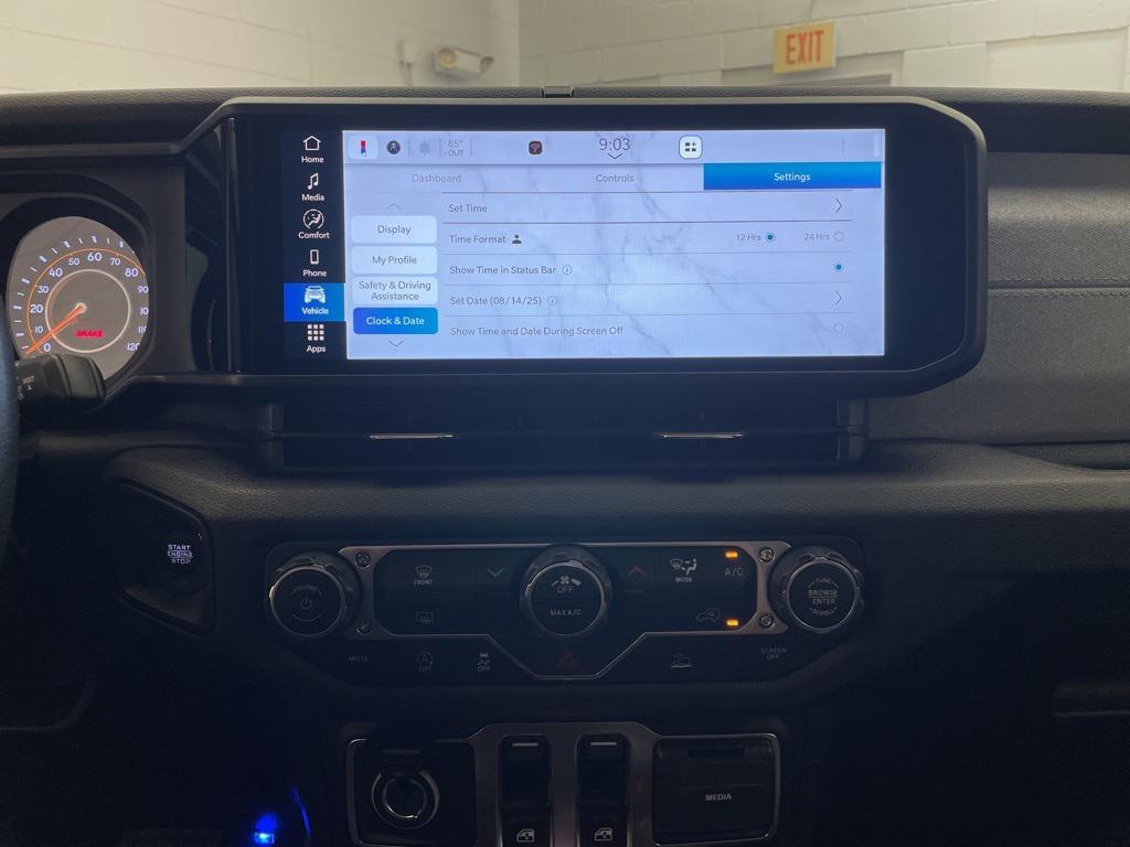 new 2025 Jeep Wrangler car, priced at $32,228