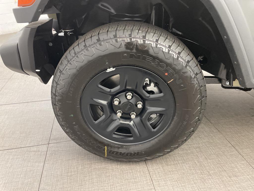 new 2025 Jeep Wrangler car, priced at $32,228