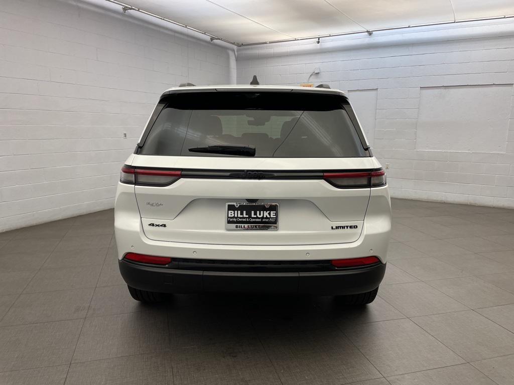 new 2025 Jeep Grand Cherokee car, priced at $46,344