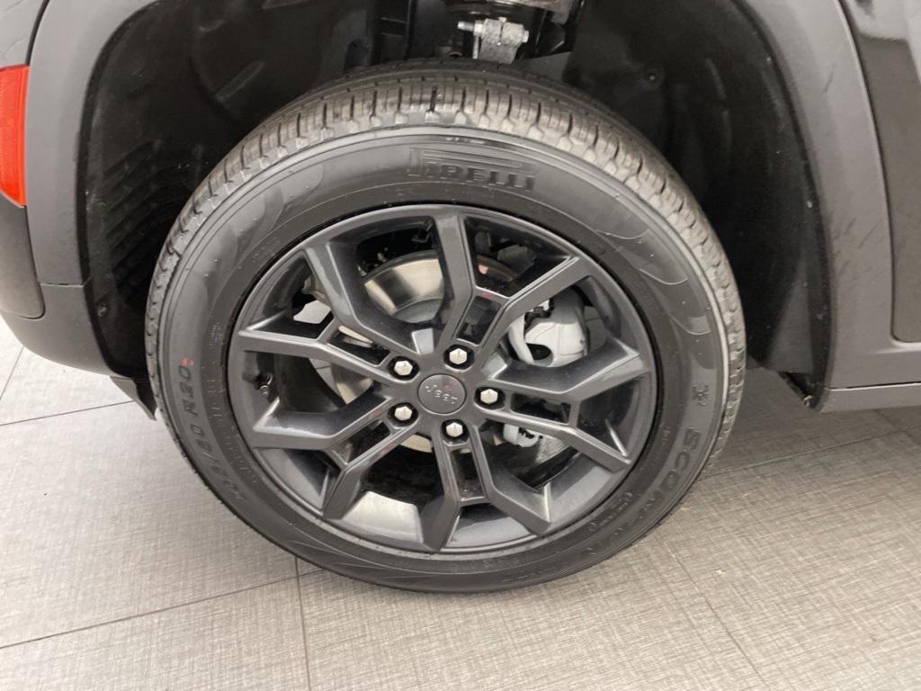 new 2025 Jeep Grand Cherokee car, priced at $45,786