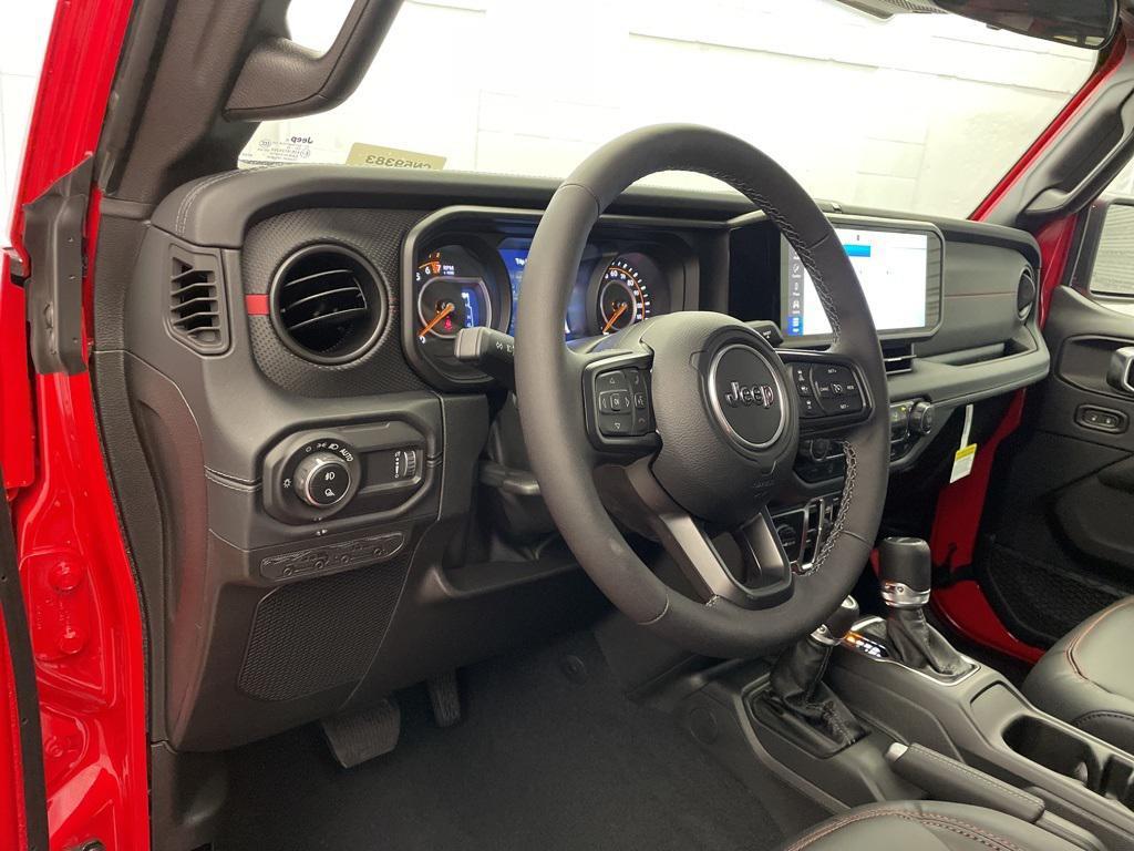 new 2025 Jeep Gladiator car, priced at $48,632