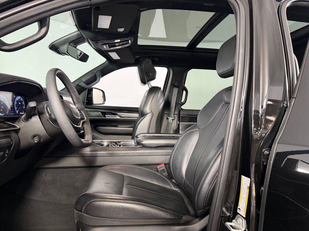 used 2024 Jeep Wagoneer car, priced at $42,975