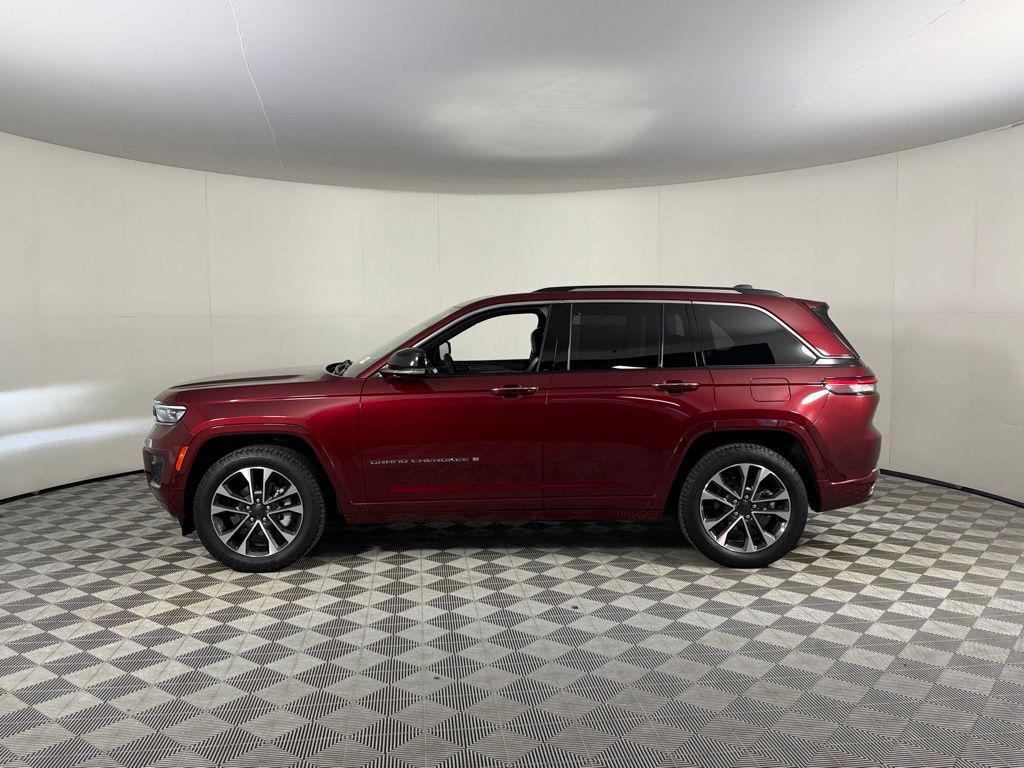 used 2023 Jeep Grand Cherokee car, priced at $37,672