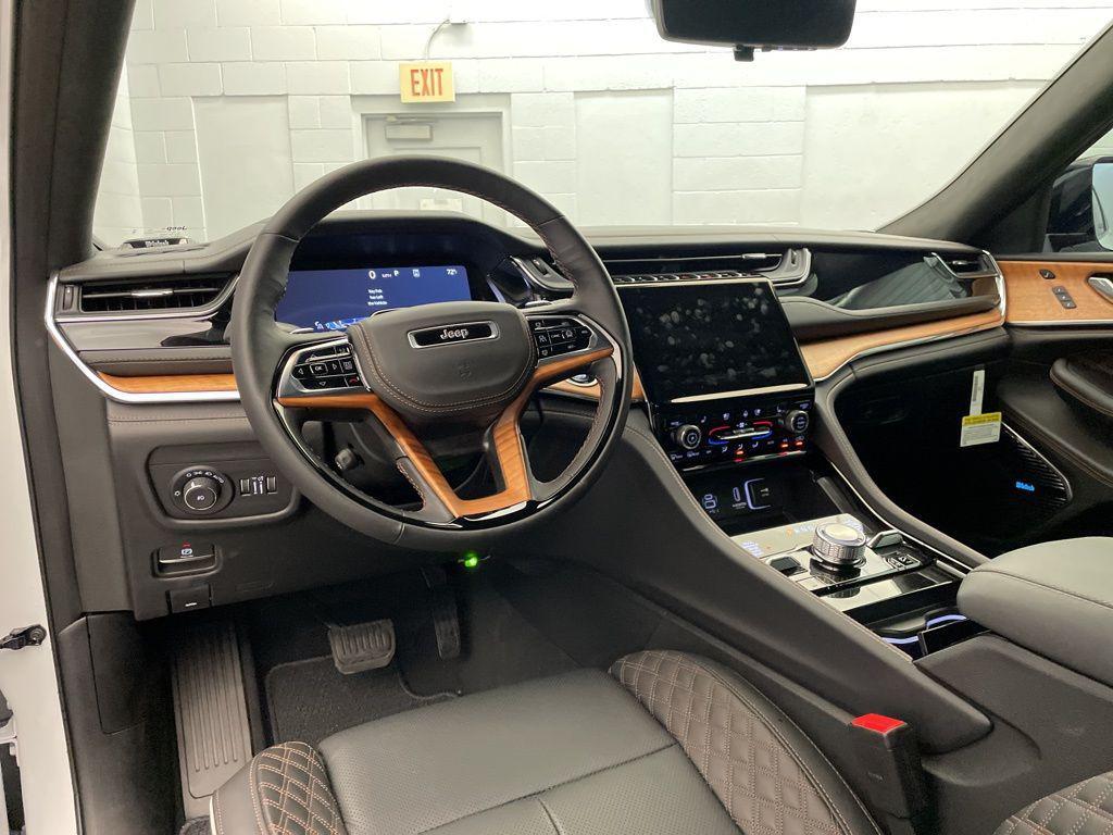 new 2025 Jeep Grand Cherokee L car, priced at $66,302