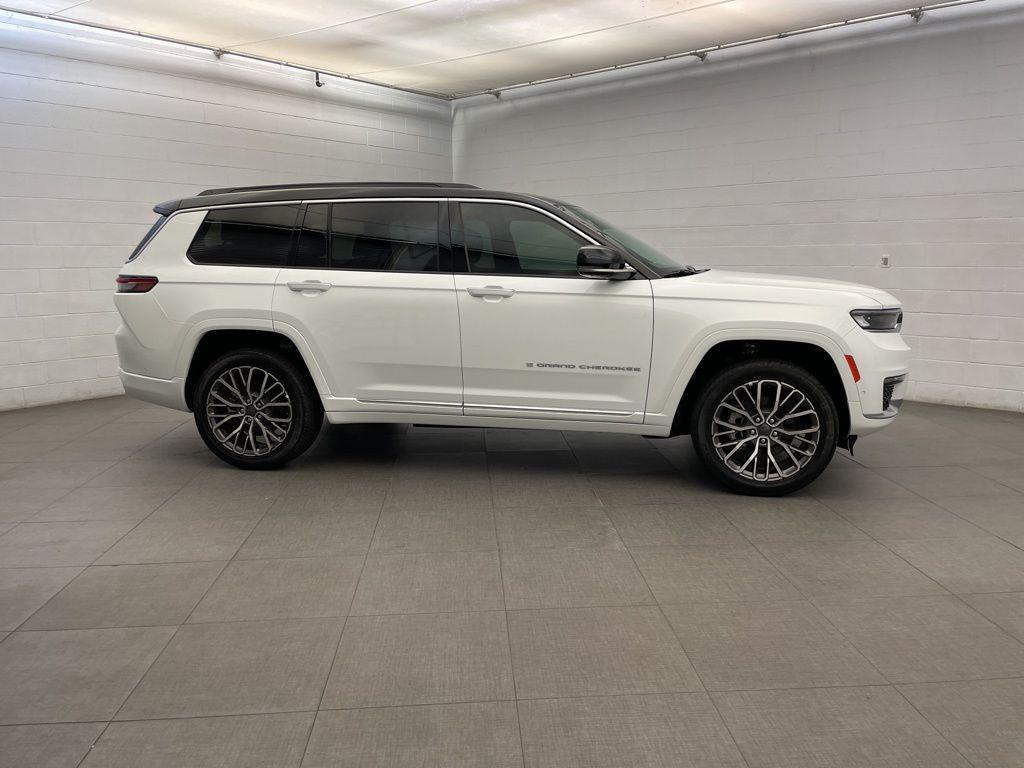new 2025 Jeep Grand Cherokee L car, priced at $66,302