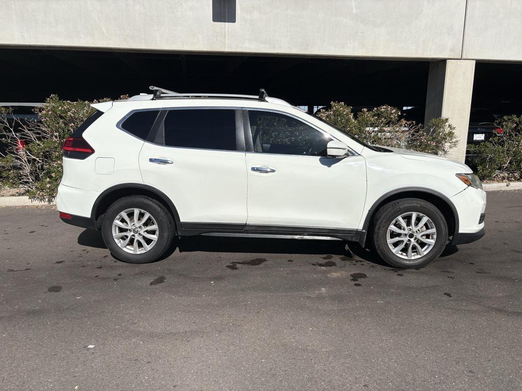 used 2017 Nissan Rogue car